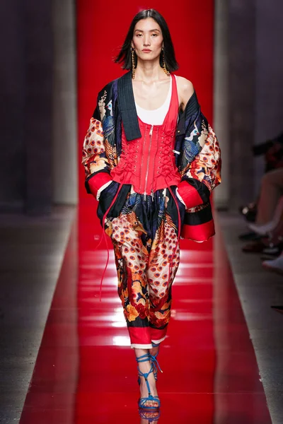 Look 45